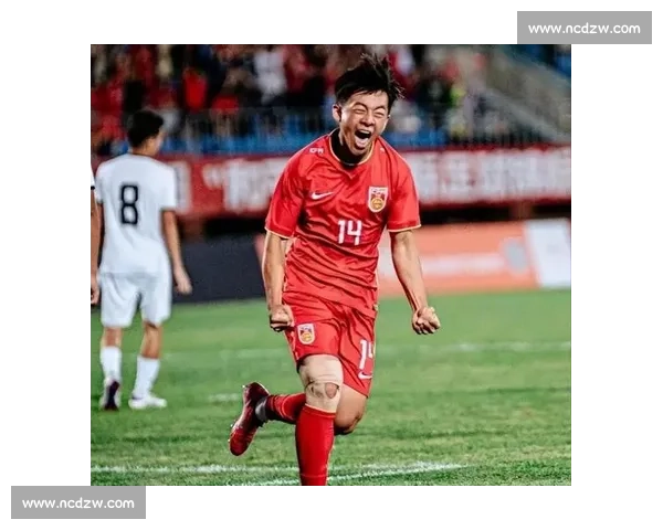 国足冲冲冲!2026世界杯,我们来了! 国足冲冲冲!2026世界杯,我们来了!